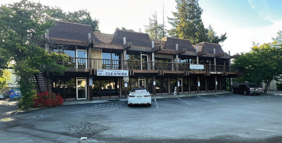 990 Moraga Rd, Lafayette, CA à vendre - Photo du bâtiment - Image 1 de 18