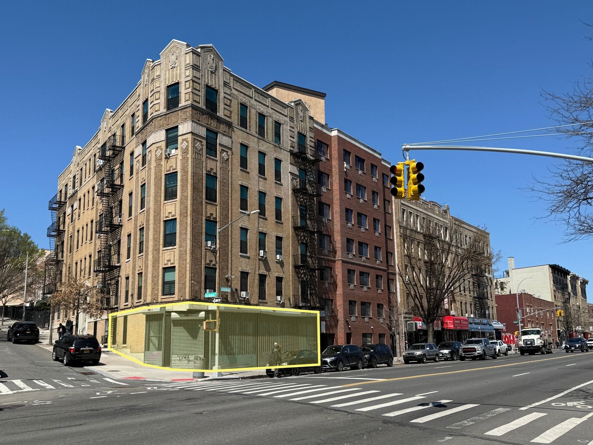 895 Fairmount Pl, Bronx, NY for lease Building Photo- Image 1 of 8