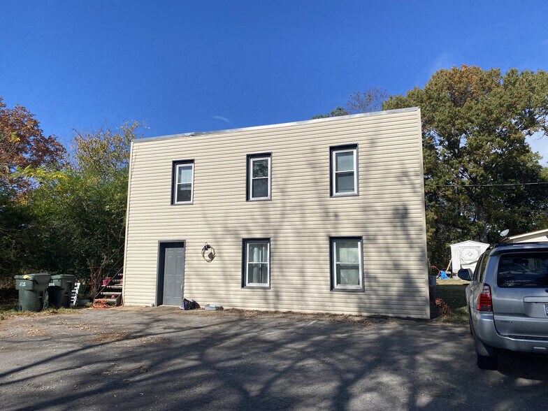 212 W End Ave, Dickson, TN à vendre - Photo du bâtiment - Image 3 de 4