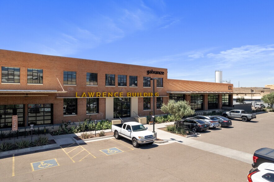 515 E Grant St, Phoenix, AZ à louer - Photo du bâtiment - Image 1 de 17
