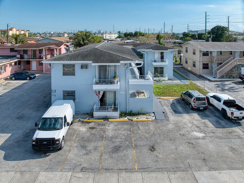1460 W 29th St, Hialeah, FL à vendre - Photo du bâtiment - Image 2 de 5