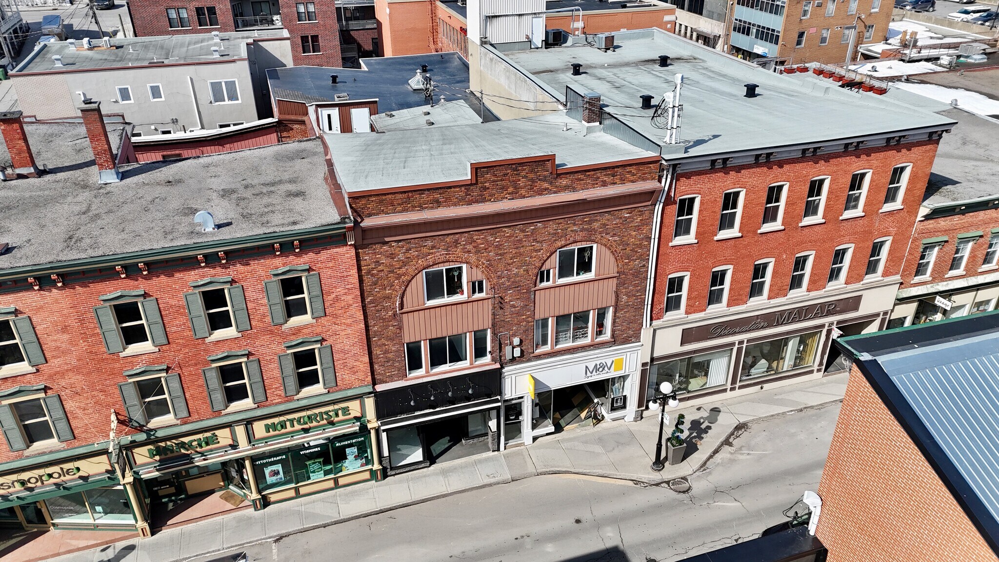 1742-1756 Rue Des Cascades, Saint-hyacinthe, QC à vendre Photo du bâtiment- Image 1 de 1