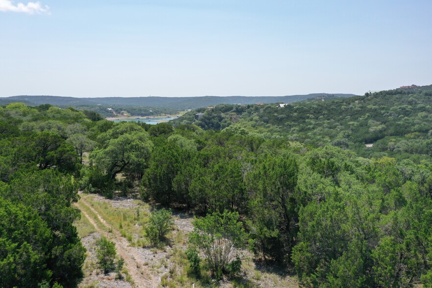 17223 Reed Parks Rd, Jonestown, TX for sale - Building Photo - Image 1 of 9