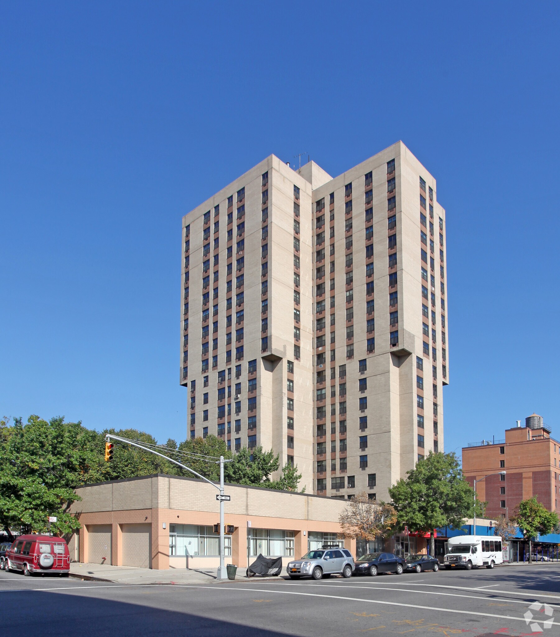 1432-1454 5th Ave, New York, NY à louer Photo principale- Image 1 de 6