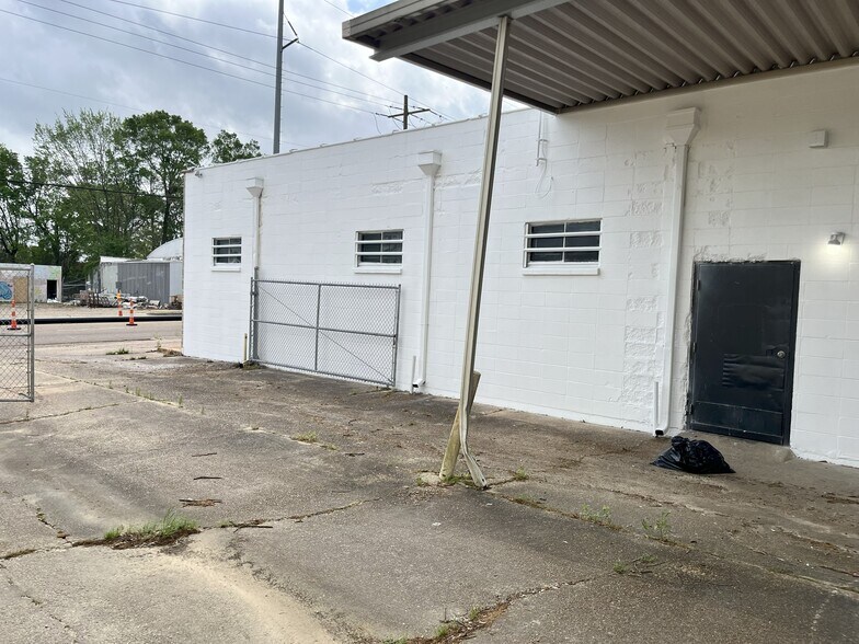 943 Gallatin, Jackson, MS à vendre - Photo du bâtiment - Image 3 de 22