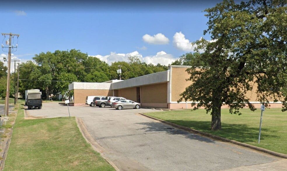 603 S Sam Rayburn Fwy, Sherman, TX for sale - Building Photo - Image 3 of 7