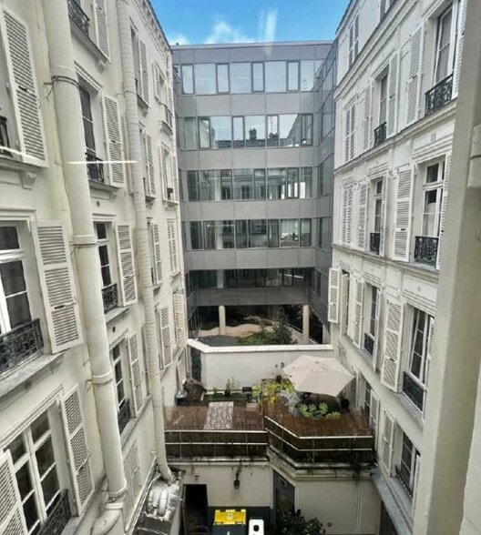 12 Rue Du Helder, Paris for lease - Building Photo - Image 3 of 33