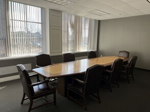 500 S Broad St, Meriden, CT for lease Interior Photo- Image 1 of 6