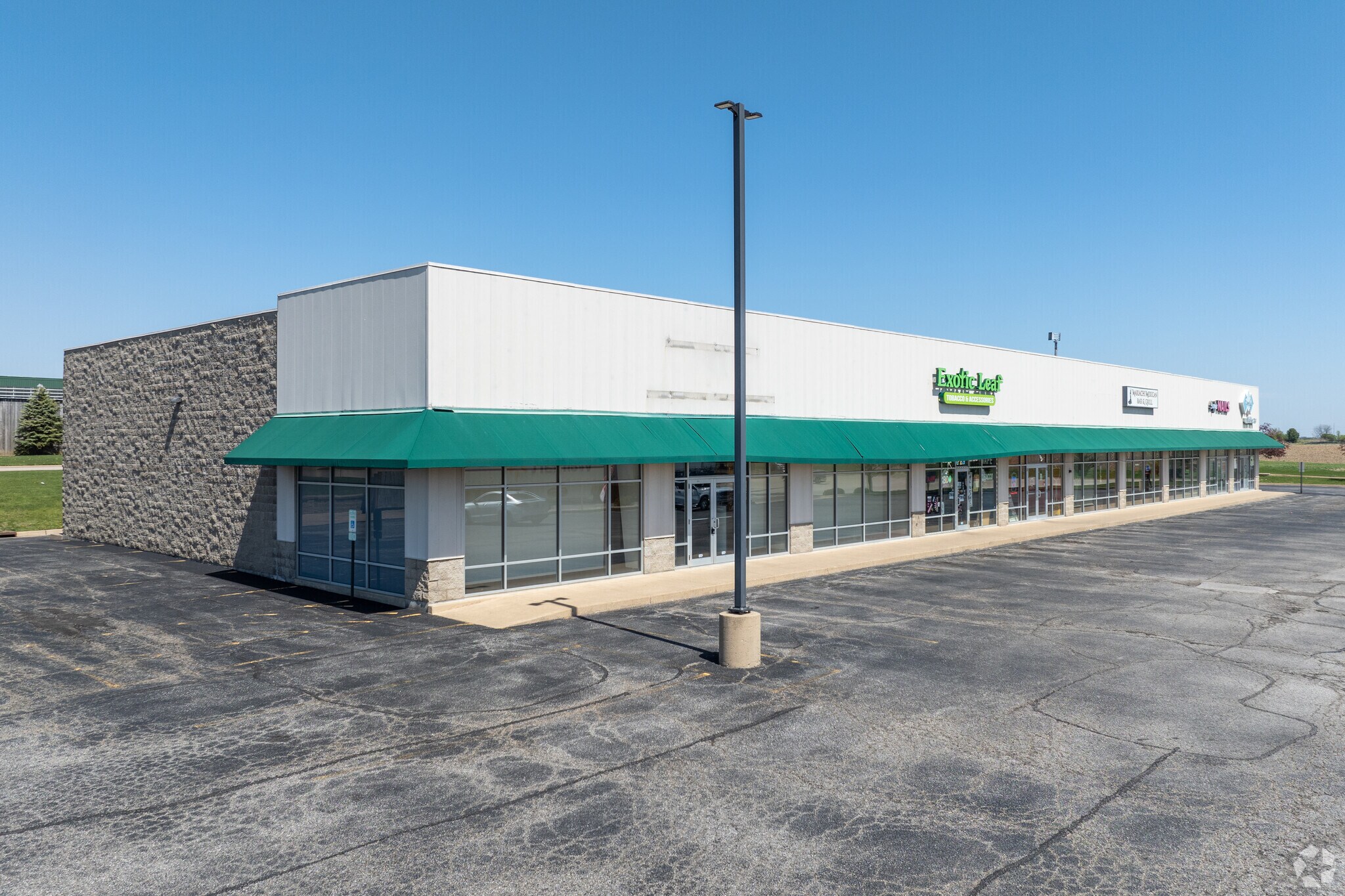 1970 Freedom Pky, Washington, IL for lease Building Photo- Image 1 of 5