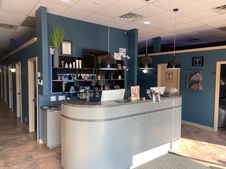 4930 SE 14th St, Des Moines, IA à louer - Photo du bâtiment - Image 3 de 13