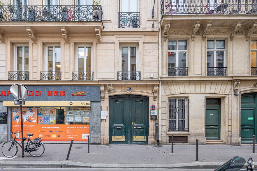 96 Rue De La Victoire, Paris à louer - Photo du bâtiment - Image 3 de 4