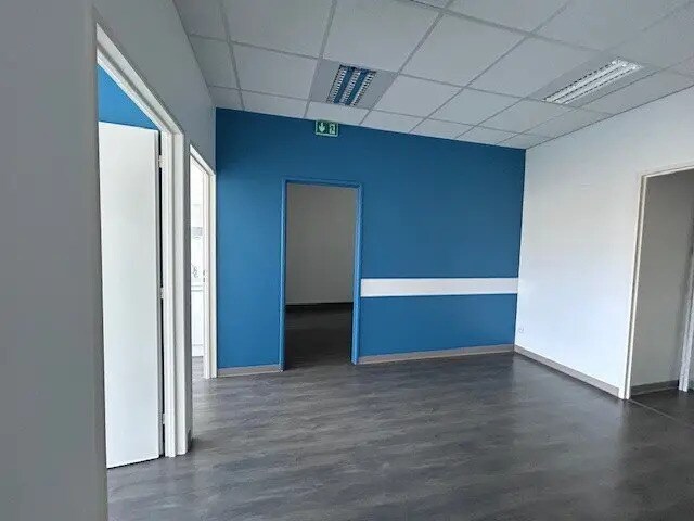Retail in Chalon-sur-Saône for lease - Interior Photo - Image 1 of 4