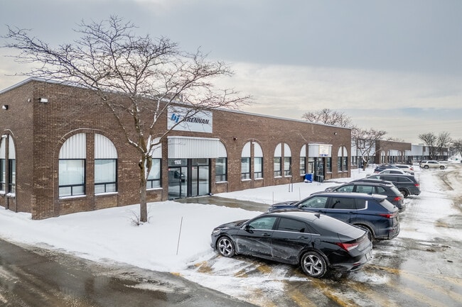 Plus de détails pour 1100-1154 Rue Berlier, Laval, QC - Industriel à louer