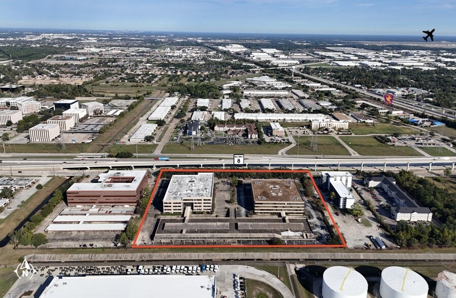 652-654 N Sam Houston Pky E, Houston, TX for sale - Aerial - Image 2 of 2