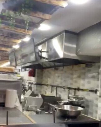 Plus de détails pour 141 E 57th St, New York, NY - Commerce de détail à louer