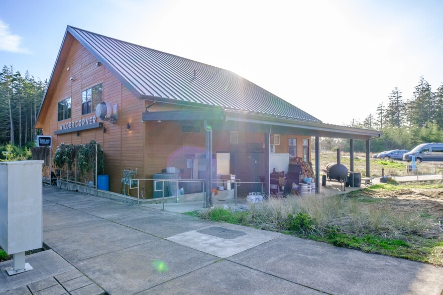 755 SE College Way, Newport, OR à vendre - Photo du bâtiment - Image 3 de 24