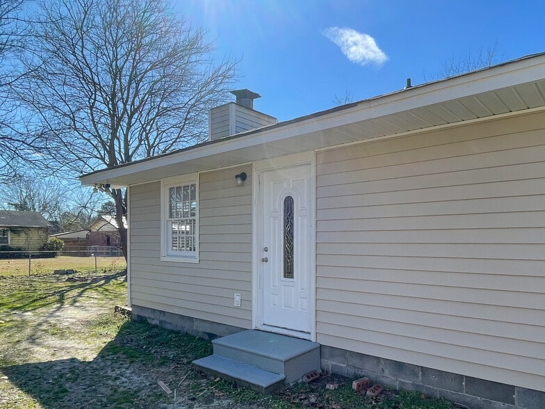 3873 Cumberland Rd, Fayetteville, NC for sale - Building Photo - Image 2 of 21