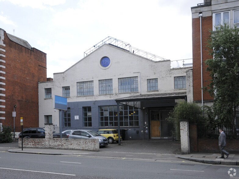 327-329 Harrow St, Londres à louer - Photo du bâtiment - Image 2 de 2