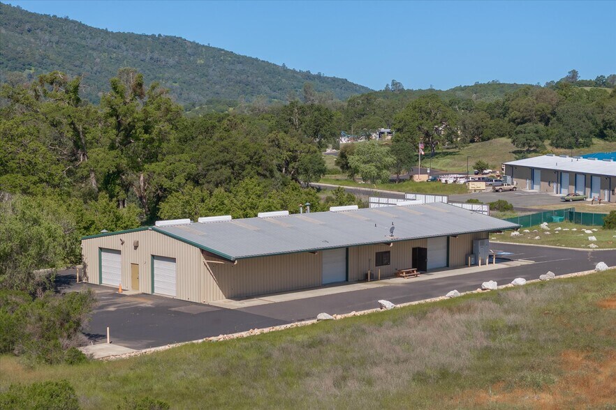 320 George Reed Dr, San Andreas, CA à vendre - Photo du bâtiment - Image 2 de 26