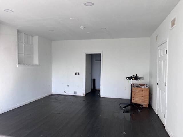 2303 Lancaster Ave, Wilmington, DE à louer - Photo intérieure - Image 2 de 3