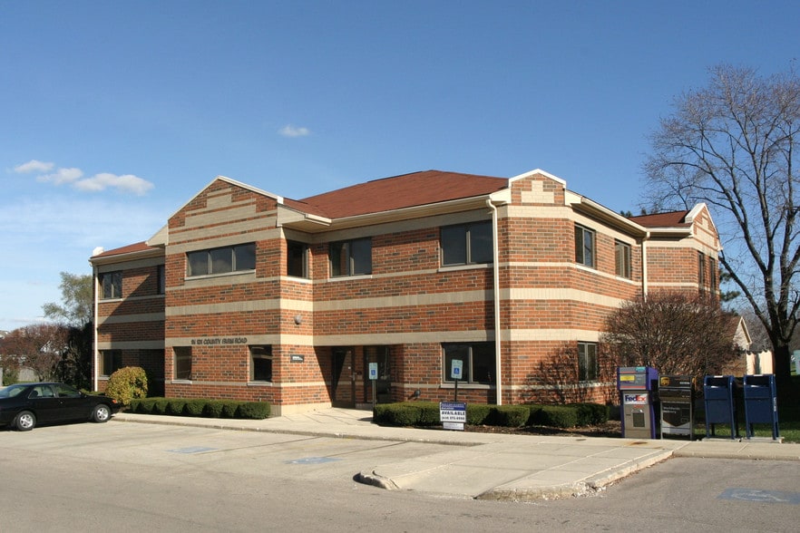 1N131 County Farm Rd, Winfield, IL à vendre - Photo du bâtiment - Image 2 de 51