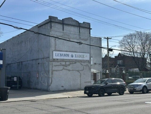 107-51 Guy R Brewer Blvd, Jamaica, NY à vendre - Photo du bâtiment - Image 2 de 5