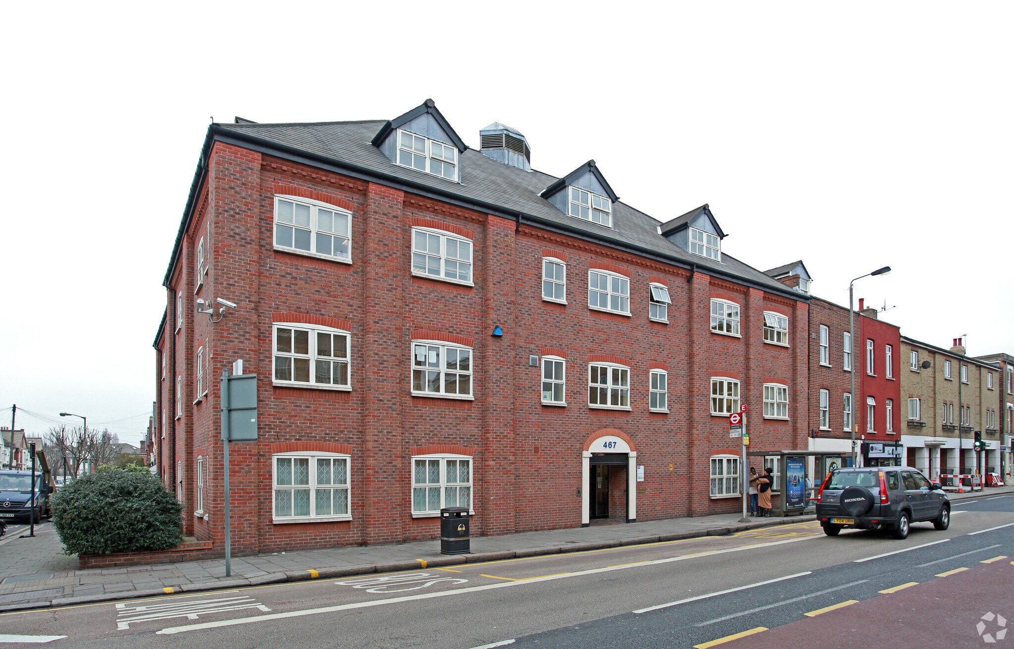 467-477 Garratt Ln, Londres à vendre Photo principale- Image 1 de 2