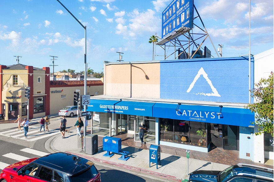 5225-5227 E. 2nd St. portfolio of 2 properties for sale on LoopNet.ca - Building Photo - Image 3 of 6