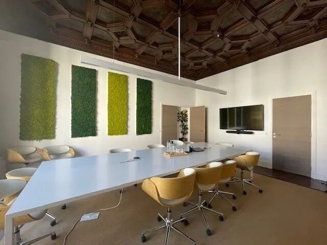 8 Avenue Hoche, Paris for lease - Interior Photo - Image 3 of 9