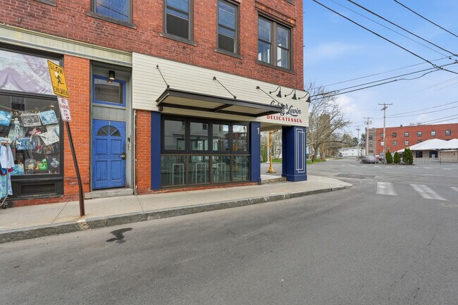 Plus de détails pour 1 Market St, Northampton, MA - Commerce de détail à louer