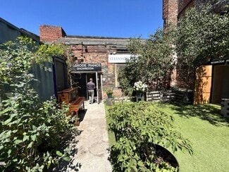 Plus de détails pour 39 Holbeck Ln, Leeds - Commerce de détail à louer