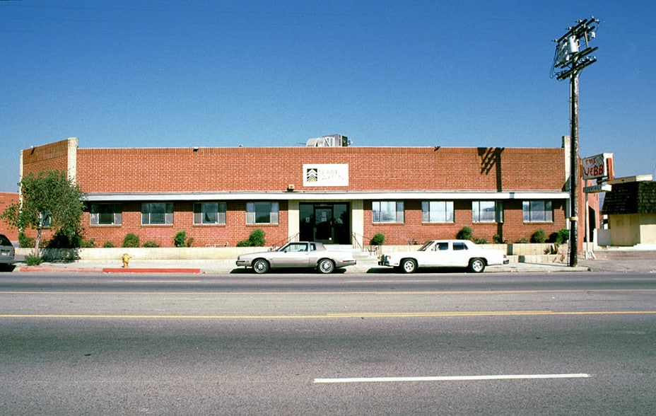 8110 Webb Ave, North Hollywood, CA for lease - Building Photo - Image 2 of 3