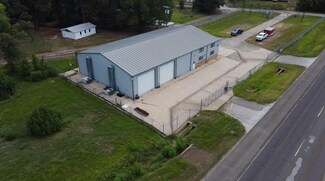 Plus de détails pour 8424 N HWY 69, Pollok, TX - Industriel à vendre