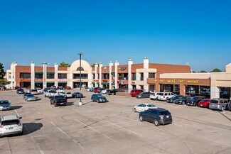 Plus de détails pour 3701-3775 S Cooper St, Arlington, TX - Bureau/Médical, Commerce de détail à louer
