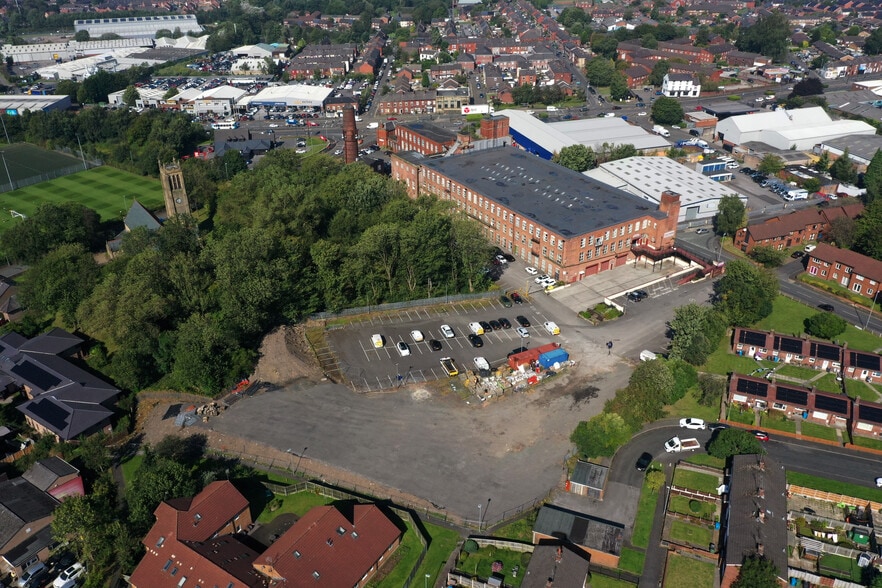 Chapel Rd, Oldham for lease - Building Photo - Image 1 of 12