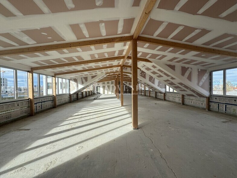 Office in Strasbourg for lease - Interior Photo - Image 2 of 6