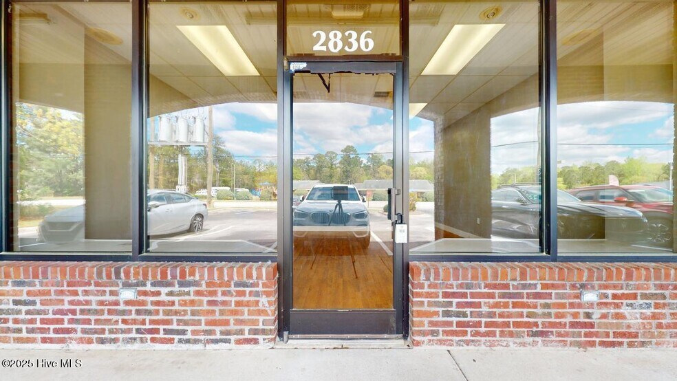 2820-2840 Henderson Dr, Jacksonville, NC à vendre - Photo du bâtiment - Image 1 de 2