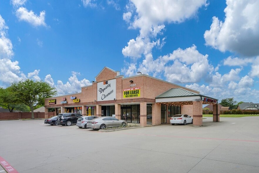 3039 Old Denton Rd, Carrollton, TX for lease - Primary Photo - Image 1 of 6