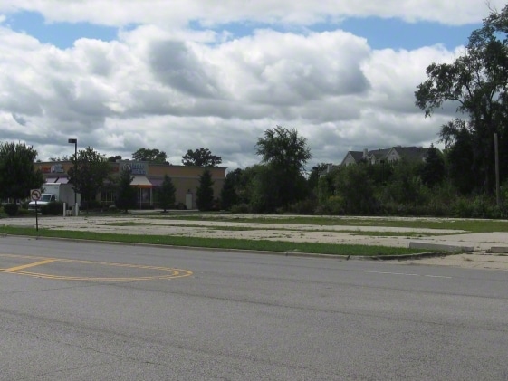14N580 Route 31, West Dundee, IL for sale Primary Photo- Image 1 of 2