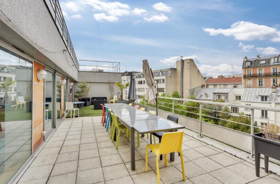 Bureau dans Boulogne-Billancourt à louer - Photo du bâtiment - Image 2 de 8