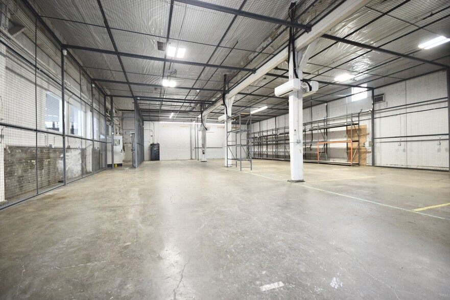 2801 SE 9th St, Portland, OR for lease - Building Photo - Image 3 of 23