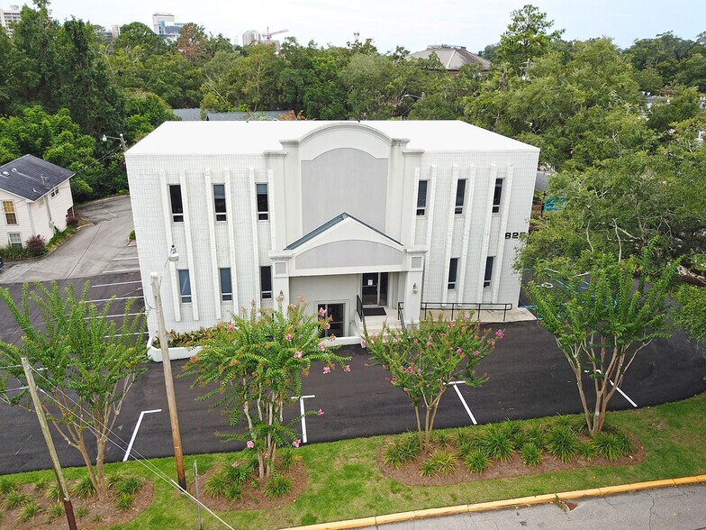 825 Thomasville Rd, Tallahassee, FL à vendre - Photo du bâtiment - Image 3 de 11