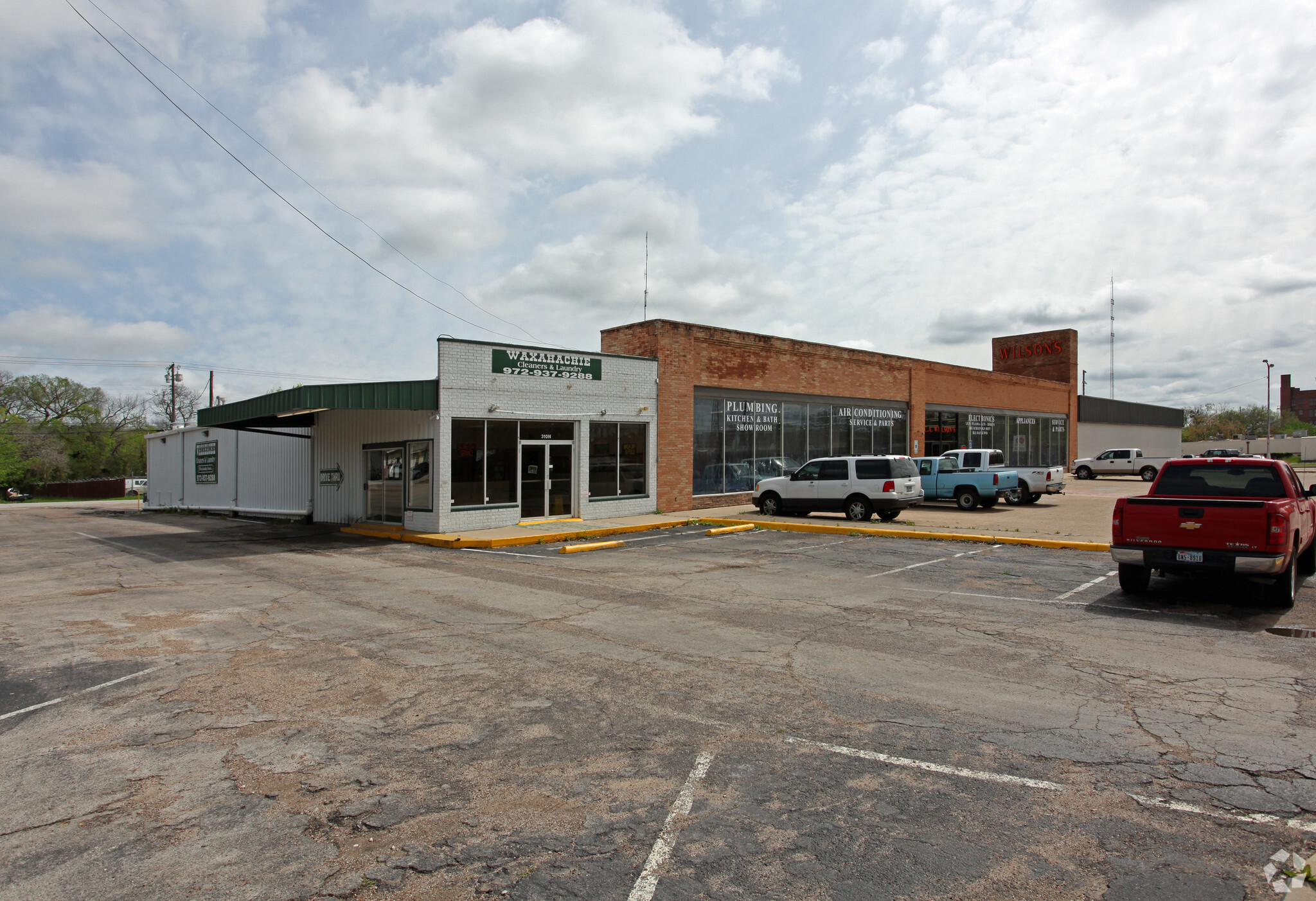 308 N College St, Waxahachie, TX for sale Primary Photo- Image 1 of 1