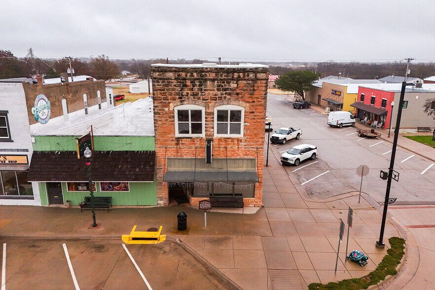 30 S Main St, Caldwell, KS à vendre - Photo du bâtiment - Image 3 de 47