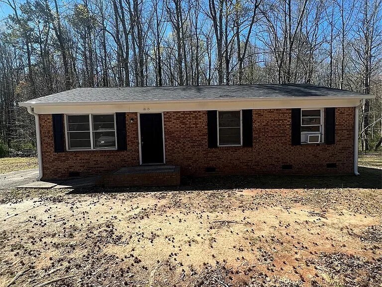 1815 Alpine Dr, Kings Mountain, NC à vendre - Photo principale - Image 1 de 1