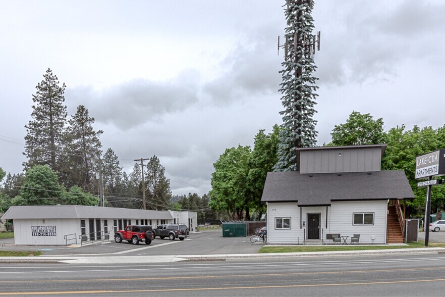 219 E Coeur D Alene Lake Dr, Coeur d'Alene, ID à vendre - Photo du bâtiment - Image 3 de 41