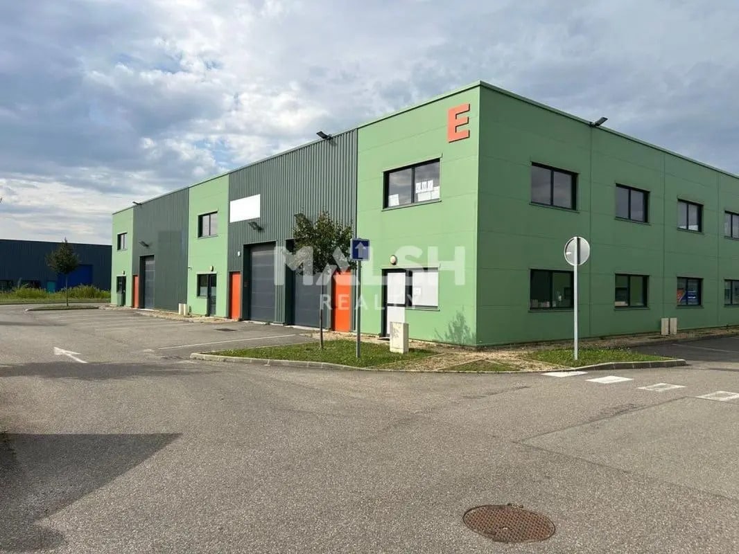 Office in Civrieux for lease Building Photo- Image 1 of 6