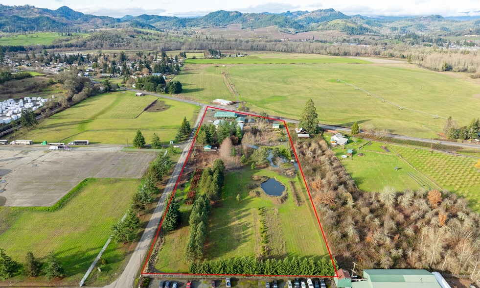 8580 Old Highway 99, Winston, OR for sale - Building Photo - Image 3 of 26