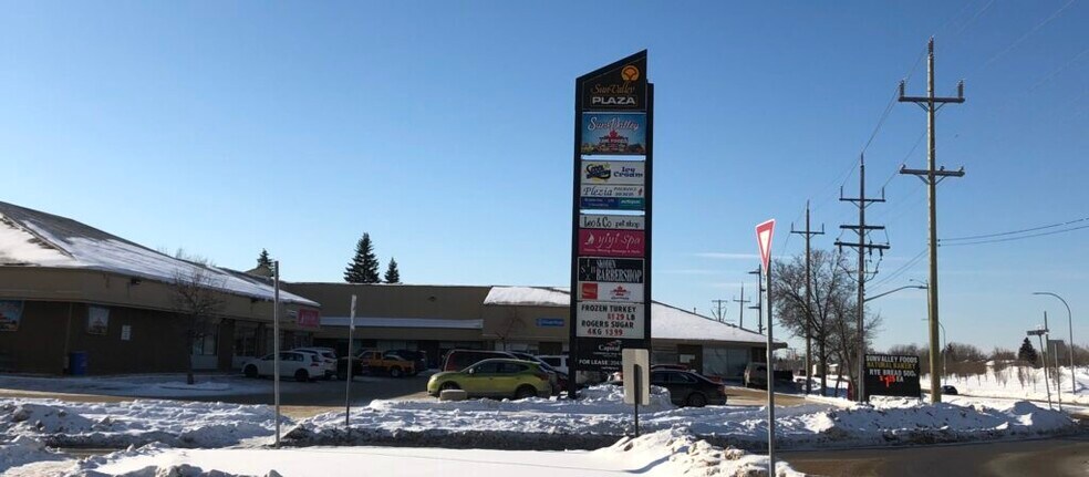 1501 Gateway Rd, Winnipeg, MB à vendre - Photo du bâtiment - Image 1 de 1