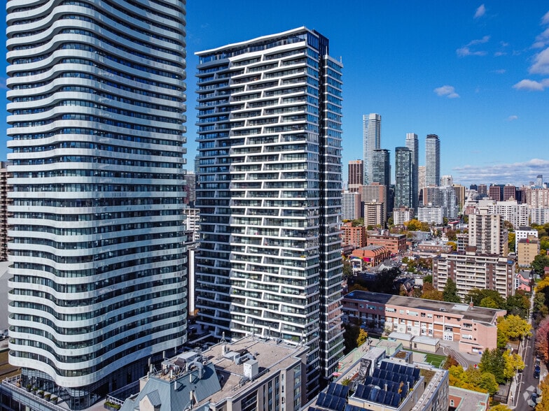 411 Church St, Toronto, ON for lease - Building Photo - Image 3 of 3